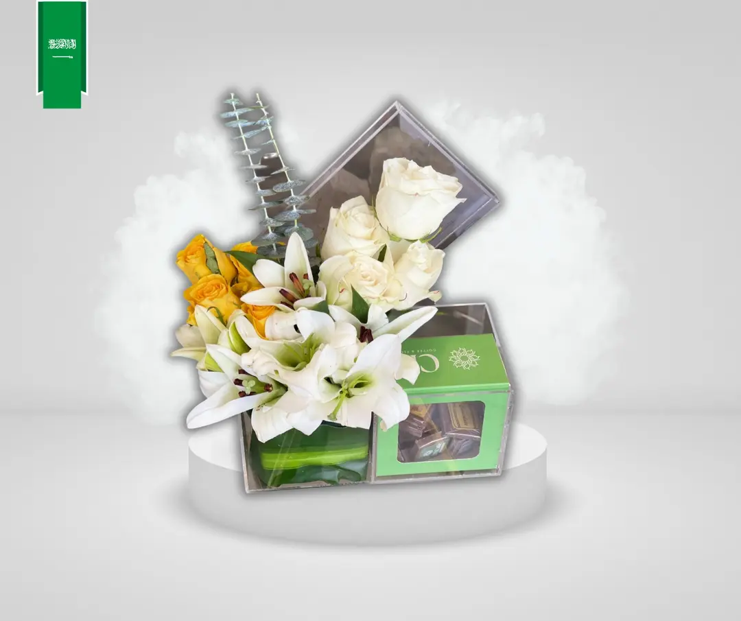 Box Acrylic with Natural Flowers and Chocolate